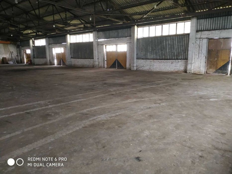 Продається прирейковий магазин склад