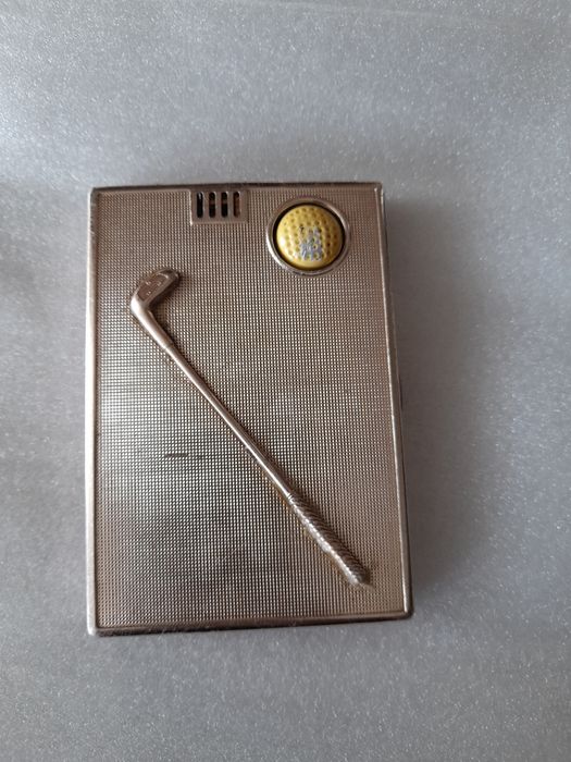 Peças de decoração variadas e cigarreira