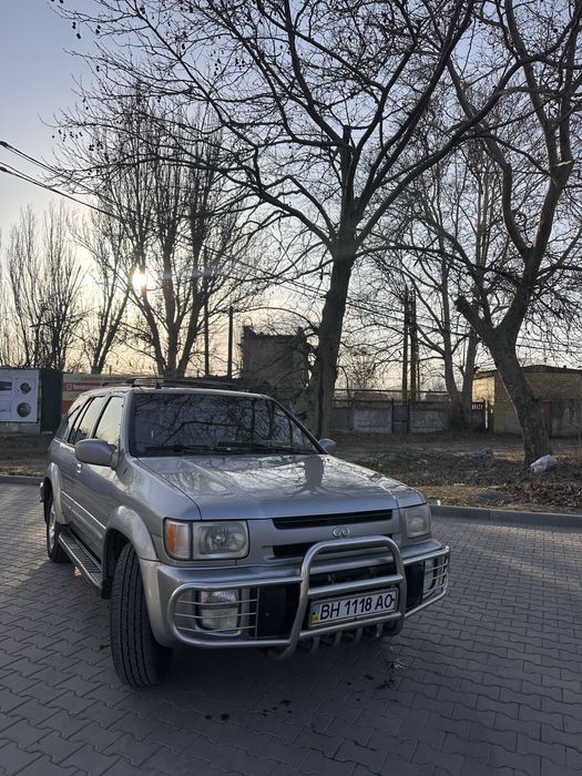 Infiniti QX4 1999 р.