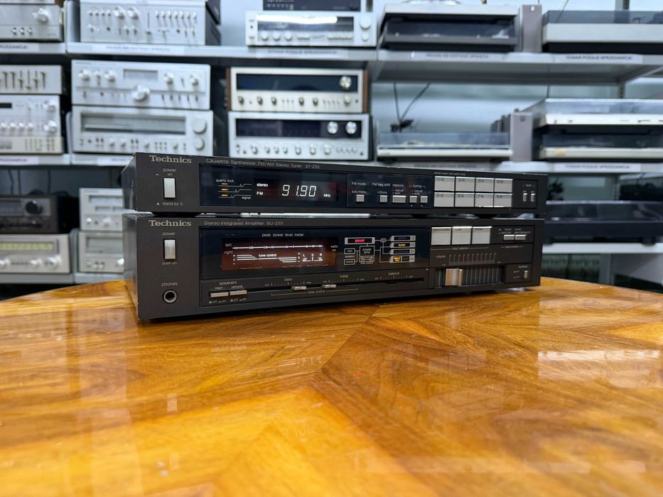 Wzmacniacz Technics SU-Z55 + Tuner Technics ST-Z55 Audio Room