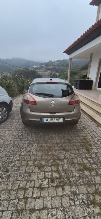 Megane 3 com 193000kms foto 3