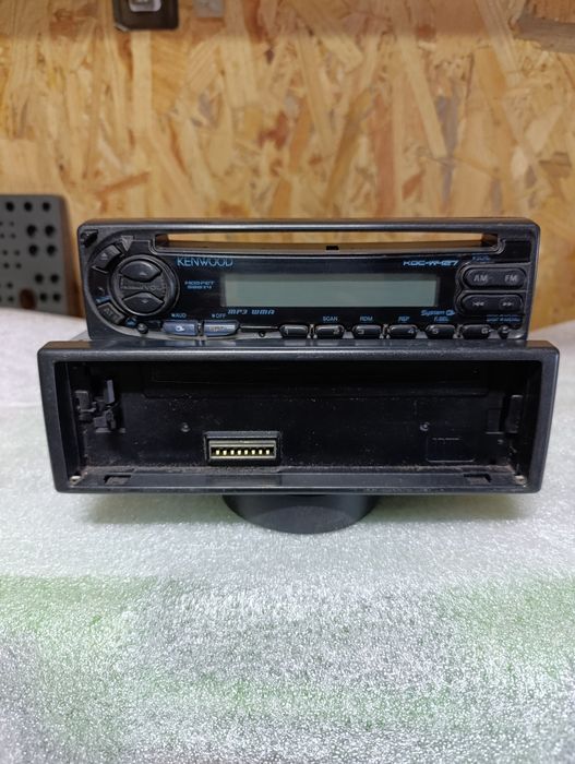 Автомагнітола kenwood kdc-w427