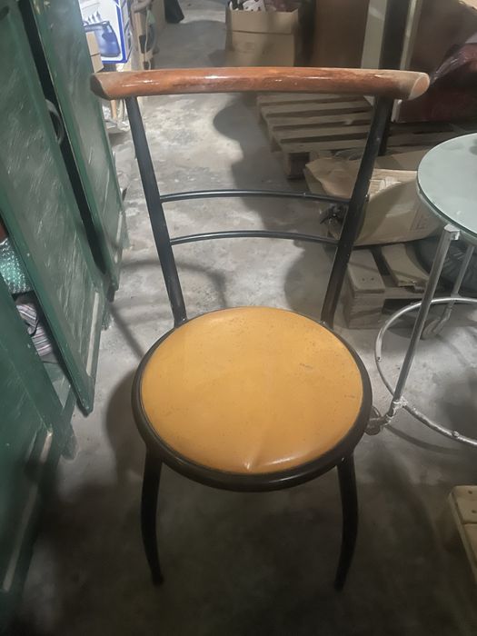 Conjunto de mesas + cadeiras para cafe