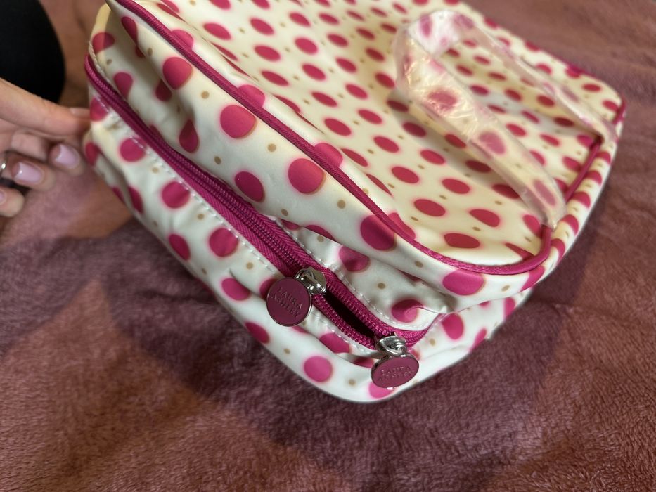 Дорожная косметичка сумка Laura Ashley