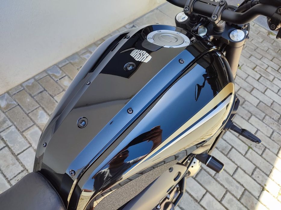 Yamaha XSR 700 (12/2022) - Como nova