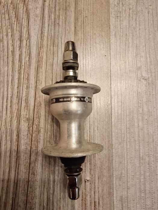 Piasta do roweru przednia Shimano Nexus Power Modulator HB-IM40