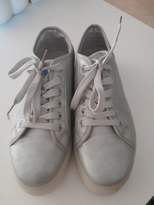 Sprzedam buty Marquiiz