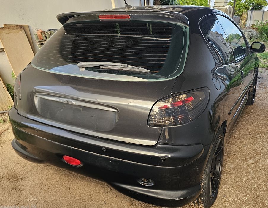 Peugeot 1.6 hatchback