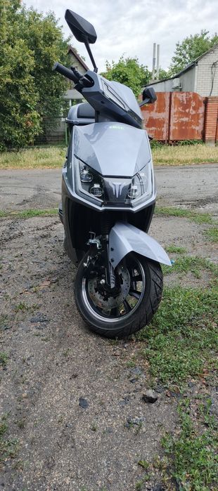 Продам єлектро скутер Corso fair