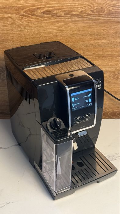 Кавомашина Кавоварка Delonghi Dinamica Plus з Гарантією !