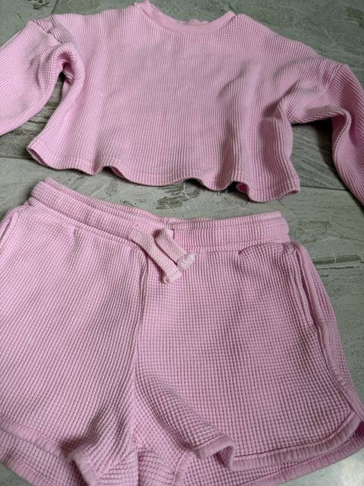 Komplet spodenki bluza 116