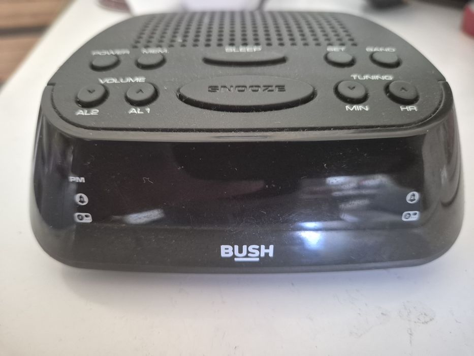 Радіогодинник Bush CR-07PL