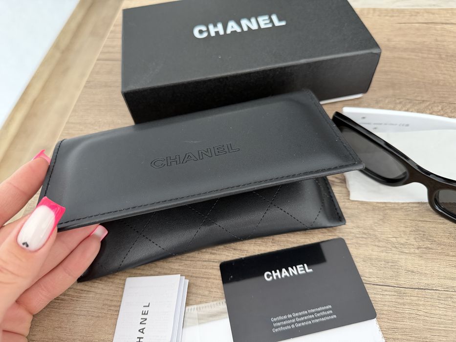 Okulary chanel  italia