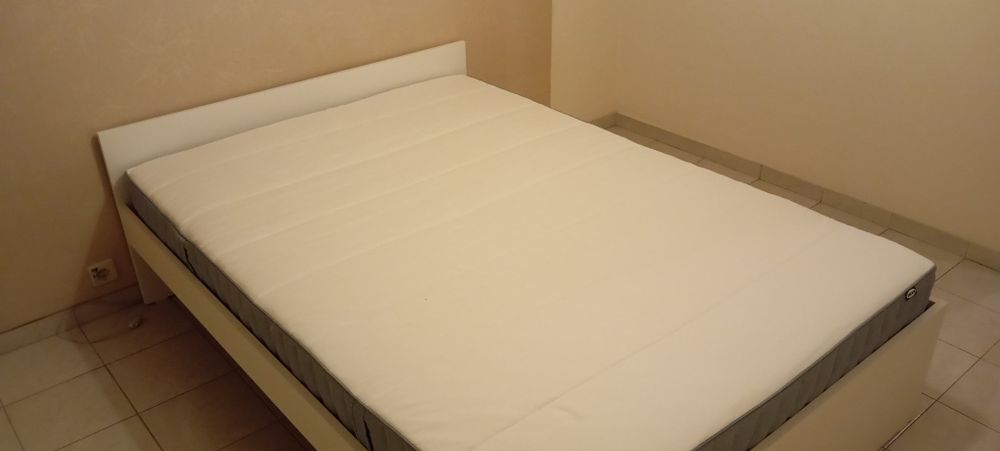 Cama Casal IKEA Nova