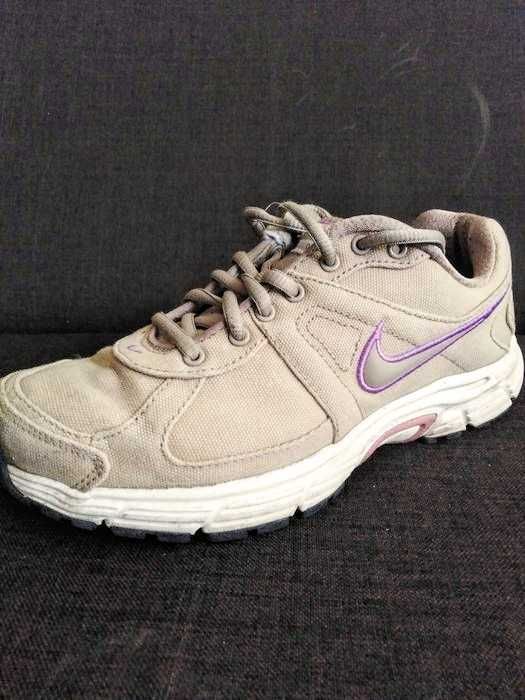 NIKE Running. Buty damskie.