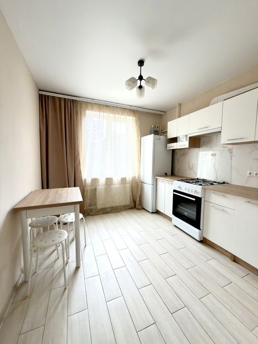 Продам 2-комнатную квартиру с подвалом