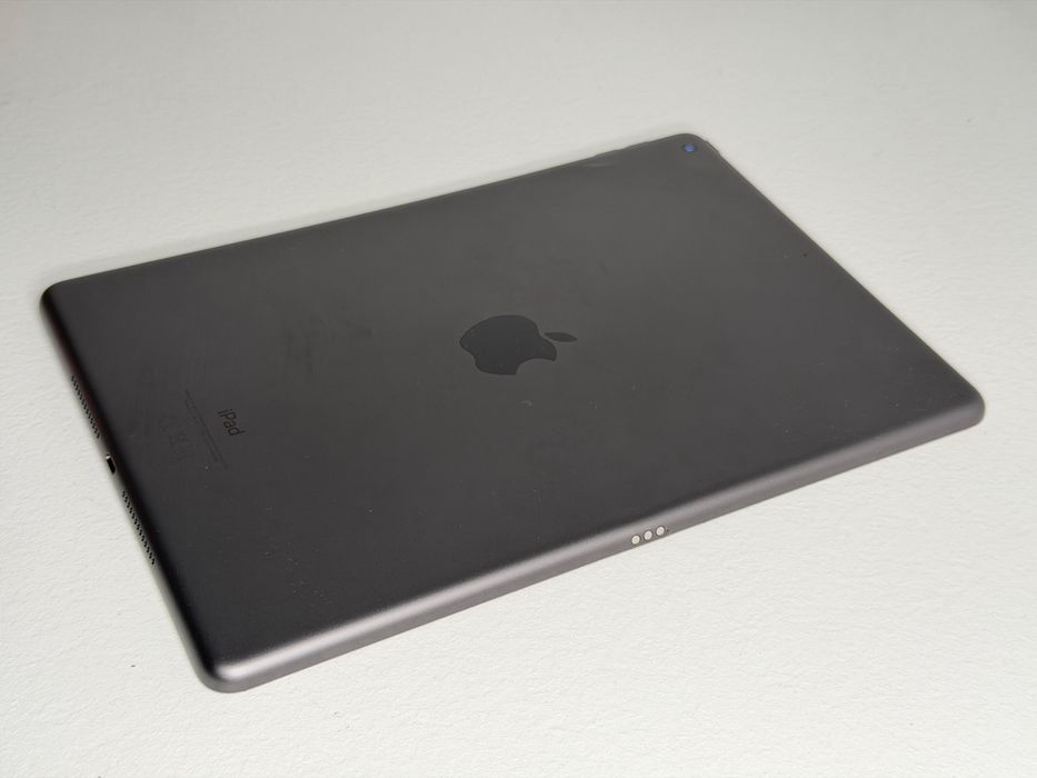 iPad 9. gen. (A2602) - 64GB - faktura VAT 23%