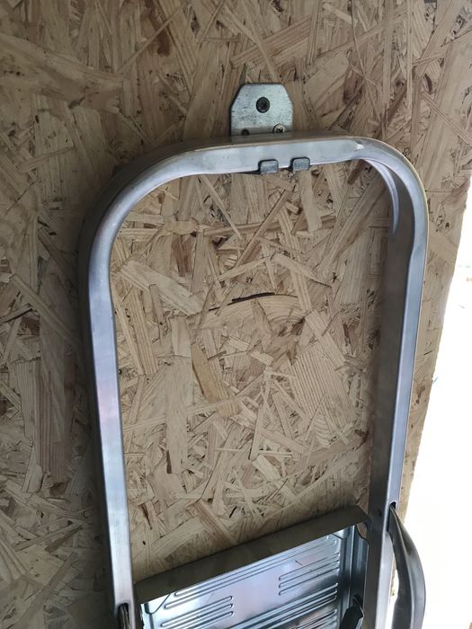 Крючек-кронштейн