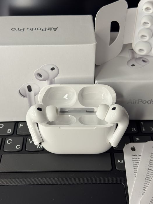 Навушники Apple Airpods Pro 3