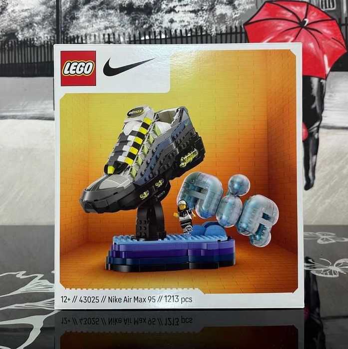 Конструктор LEGO Editions 43025 Nike Air Max 95