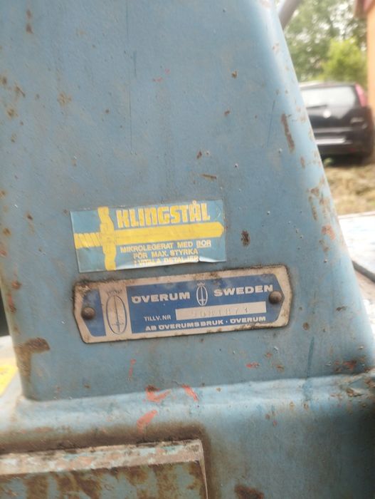 Плуги для трактора зі швеції