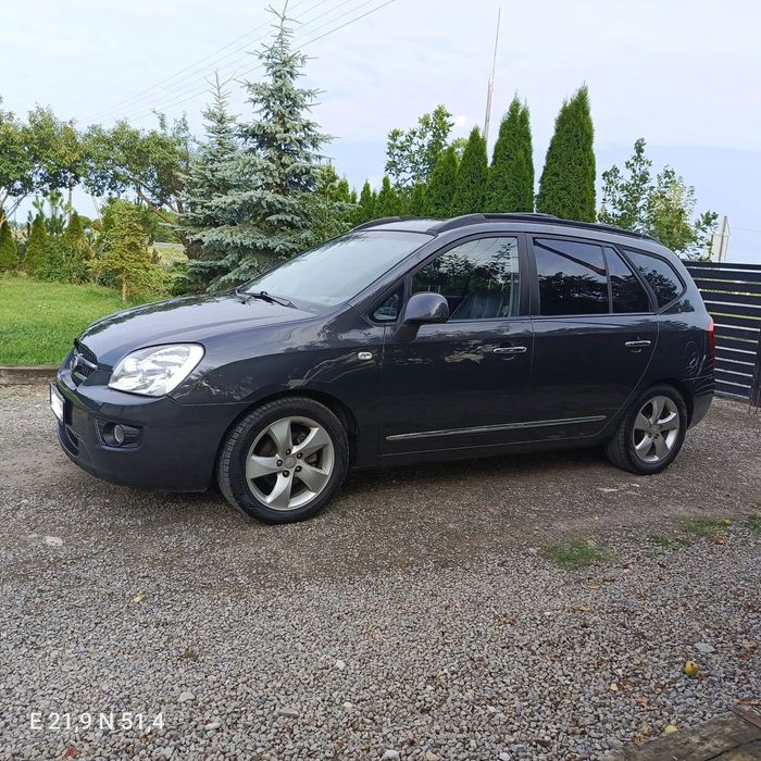 Kia Carens