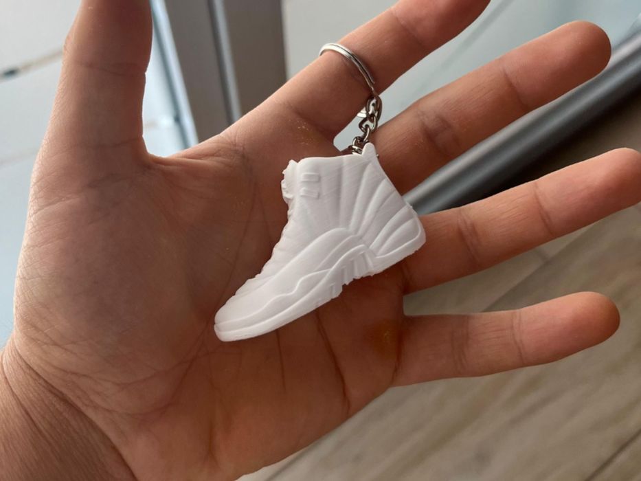 Брелок на ваш смак Кросівок. 3д друк 1,09 грн за грам