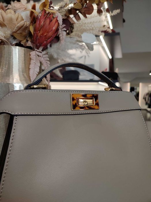 Сумка Peekaboo ISeeU Petite Calfskin Bag Dove Gray