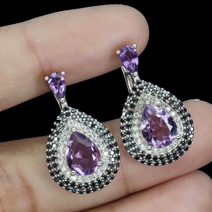 Набор из серебра 925 пробы с фиолетовым аметистом и белым цирконом