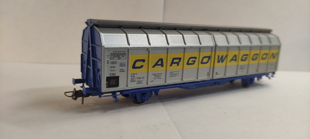 Zestaw wagonów Cargo Waggon H0 (2x Roco + Jouef) / Do naprawy