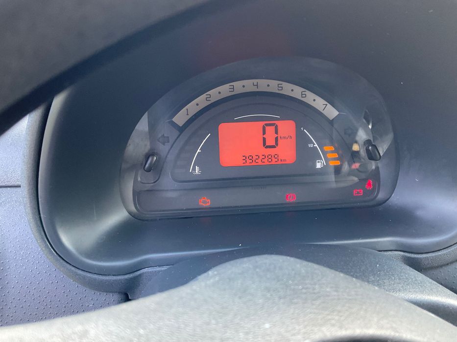 Citroen C3 1.4 hdi SX pack (2 lugares) (nov 2003)