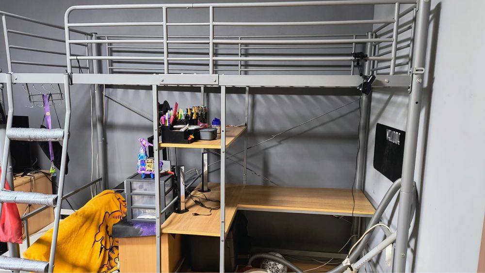 Metalowe łóżko piętrowe z biurkiem 90x200