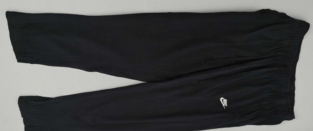 Nike czarne spodnie