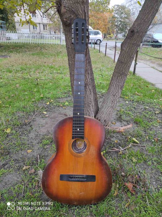 Продам акустические гитары в идеальном состоянии