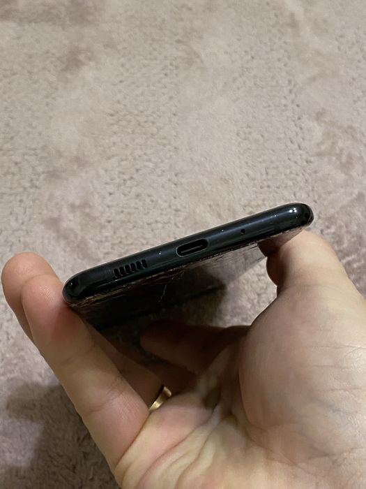 Телефон Samsung S20 plus 128gb