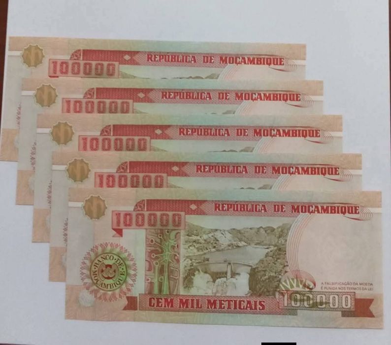 5x notas 100 000 Meticais UNC
