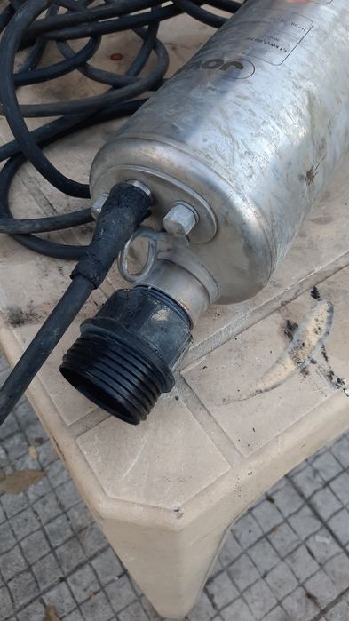 Bomba de água subermecivel