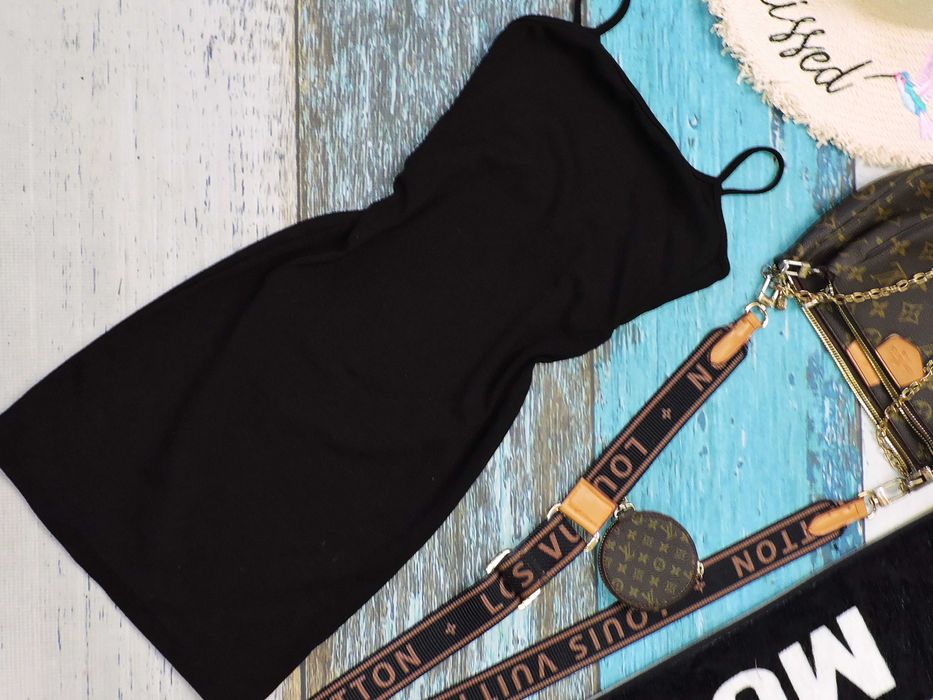 Bershka Sukienka basic mała czarna S