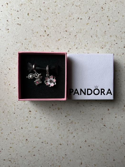 Charmsy Pandora 2szt.