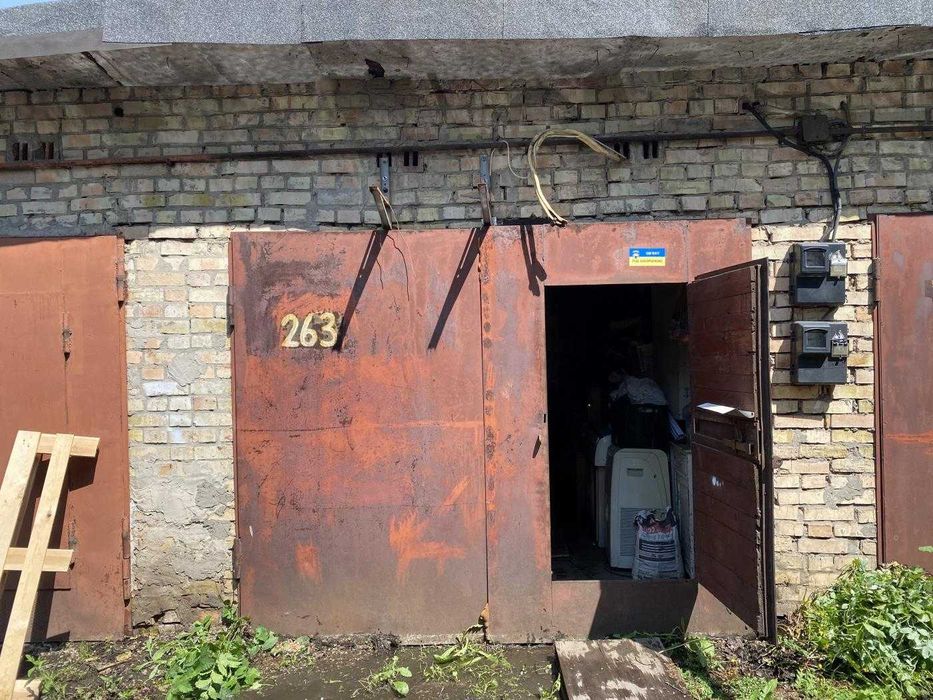 Продам приватизований гараж! ТРЦ Лавина! БЕЗ КОМІСІЇ!