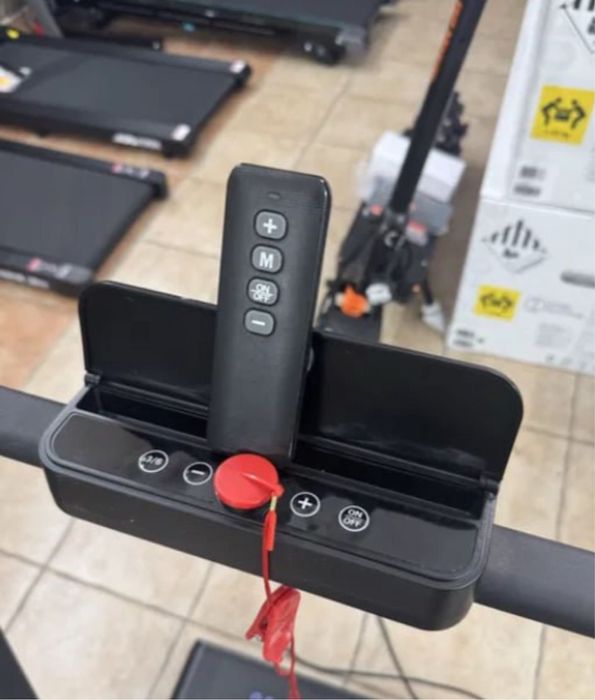 НОВА БІГОВА ДОРІЖКА новая беговая дорожка