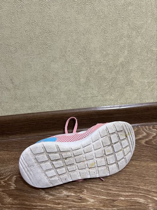 Кросівки для дівчинки adidas 34 розмір