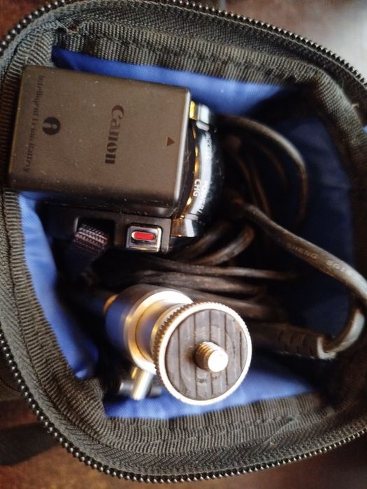 Canon Câmara de Filmar HD | Zoom 32x | COMO NOVA | 75€ NEGOCIÁVEL