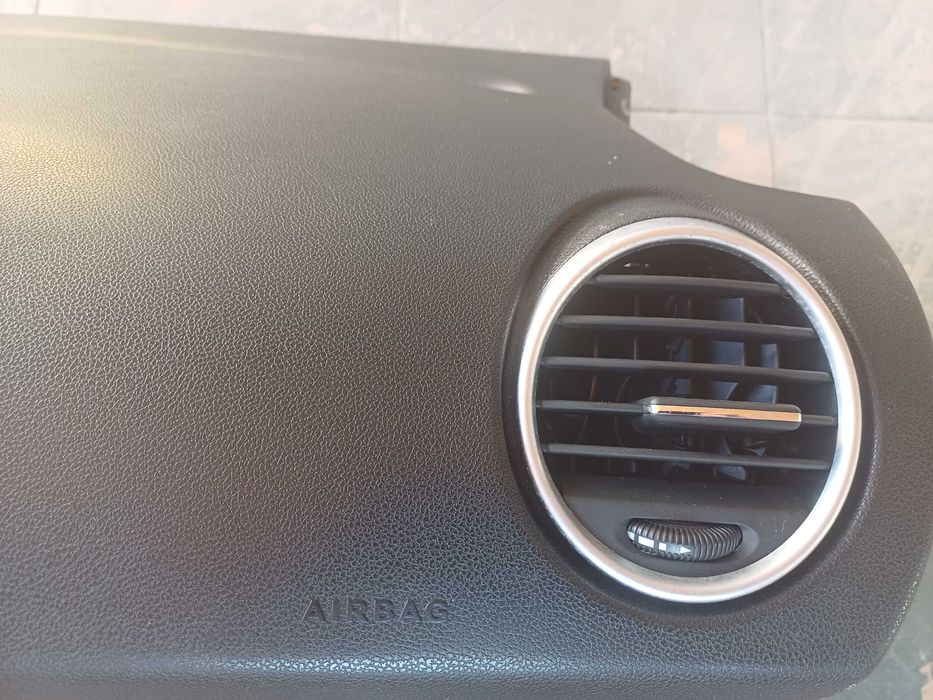 Продам Панель Торпедо  мерседес GL  ML 164