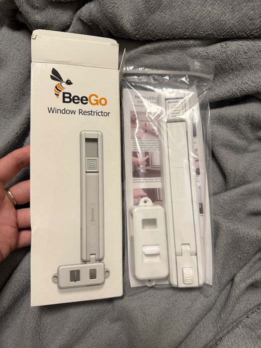 Защита на окно для детей BeeGo
