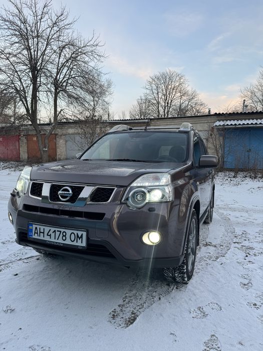 Nissan X-trail 2011 року