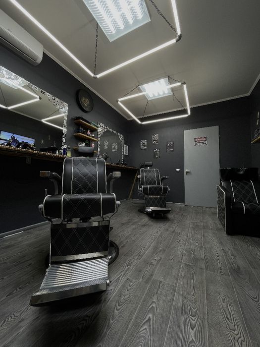 Бесплатная мужская стрижка в барбершопе м. Позняки Безкоштовна стрижка