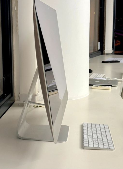 Como novo ! iMac 27.0" ecrã retina 16GB RAM disco 1 TB (com garantia)