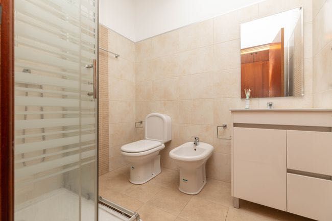 Apartamento T3 com varanda e vista desafogada (Lousã)