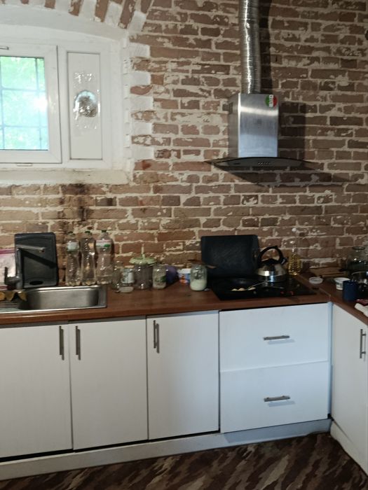 Оренда виробничих будівель 520 кв.м. теритрії 0,6 г